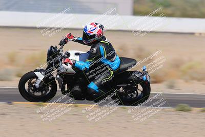 media/Oct-09-2022-SoCal Trackdays (Sun) [[95640aeeb6]]/Turn 15 Inside Distant Pans (1145am)/